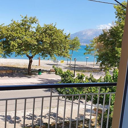 Nafpaktos Beach House Sea View Apartment First Floor Exterior photo