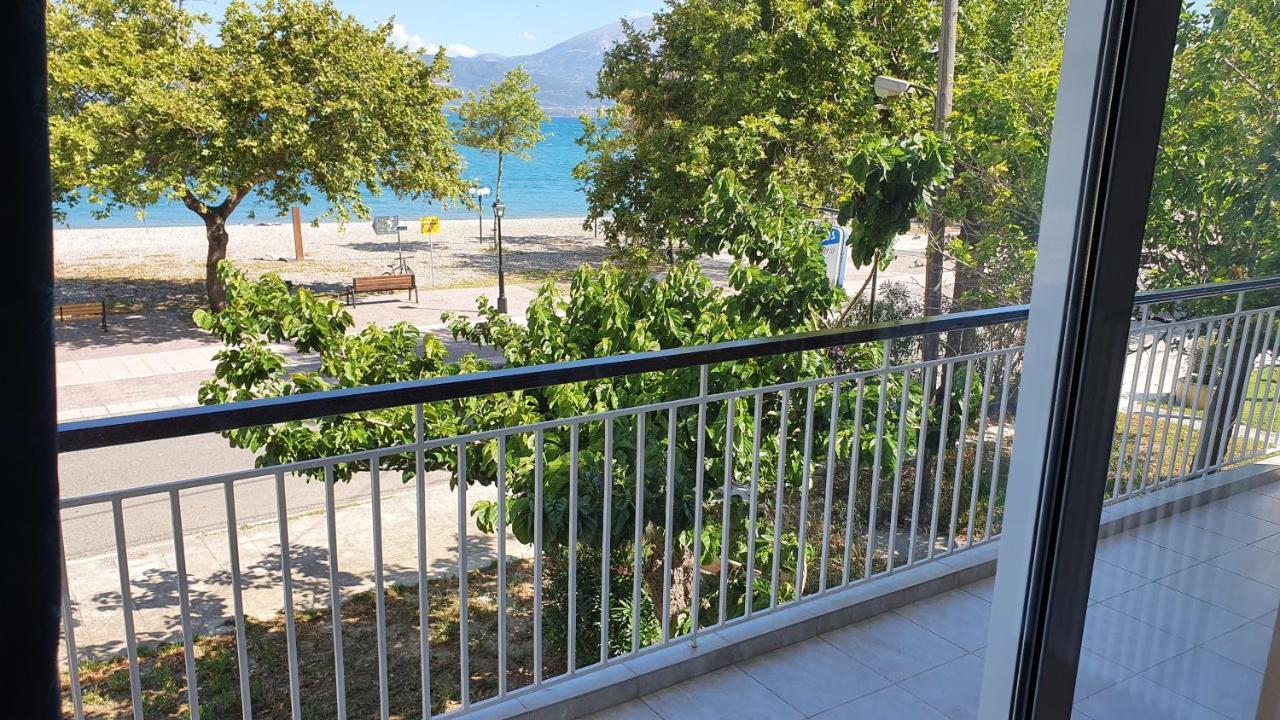 Nafpaktos Beach House Sea View Apartment First Floor Exterior photo