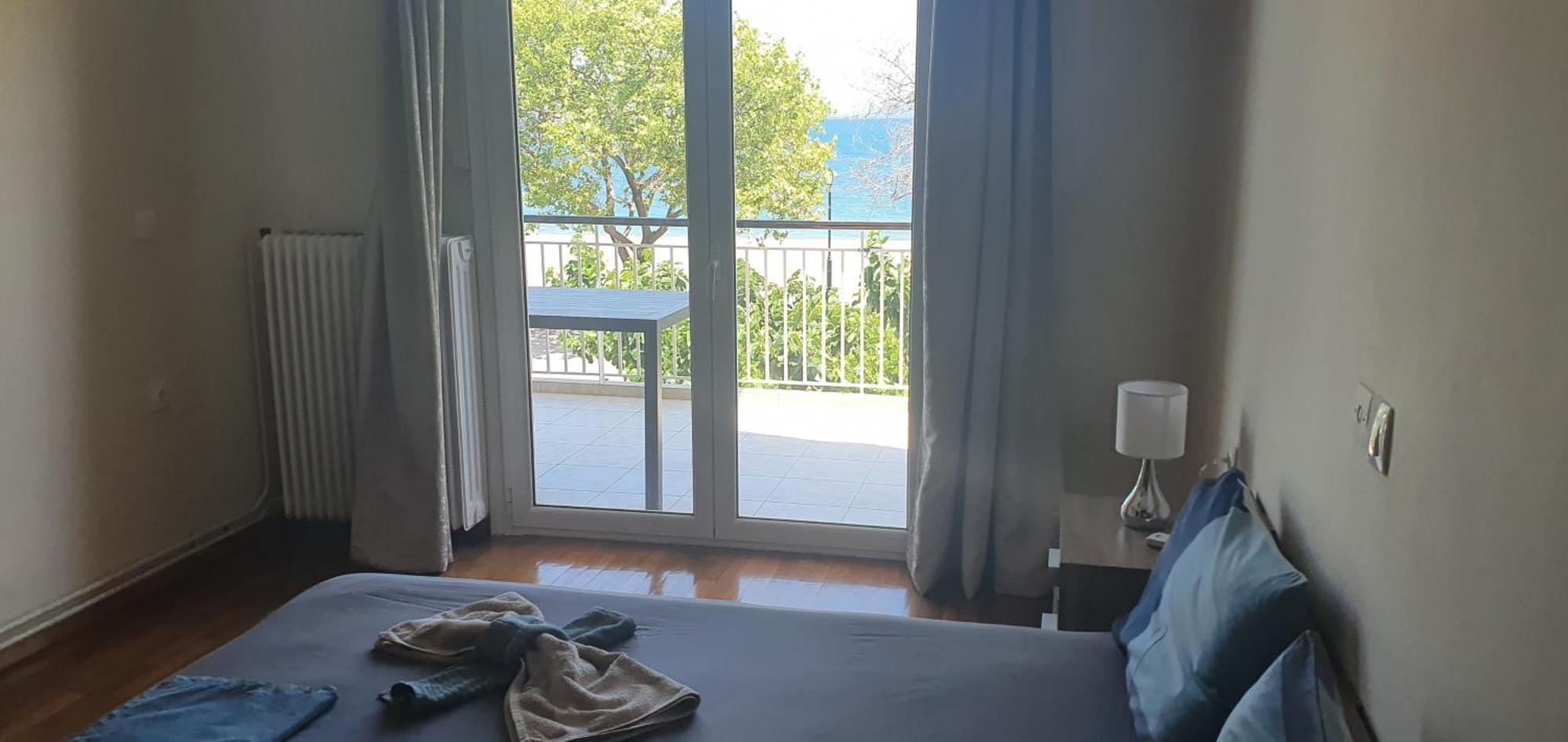 Nafpaktos Beach House Sea View Apartment First Floor Exterior photo