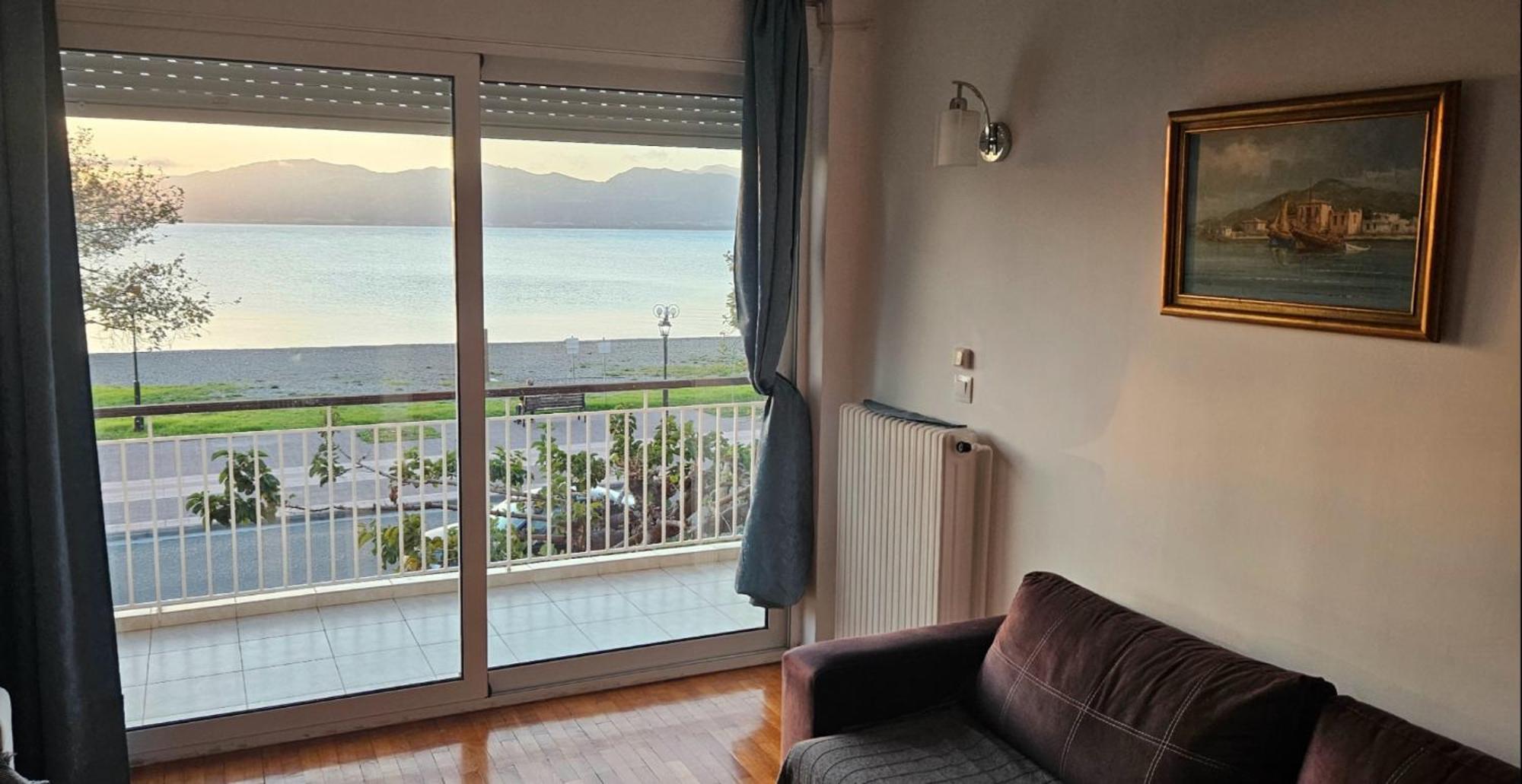 Nafpaktos Beach House Sea View Apartment First Floor Exterior photo